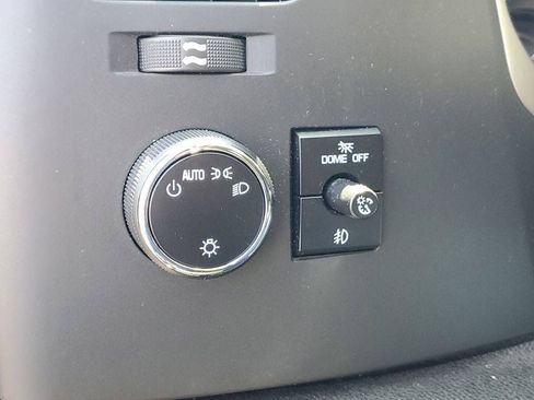 Used 2013 Chevrolet Silverado 1500 LT w/ All-Star Edition AWD/4WD image 9
