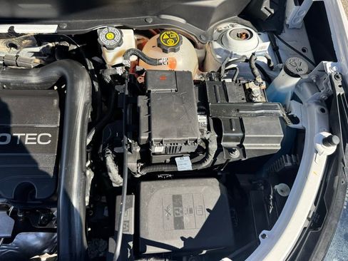 Used 2022 Chevrolet Equinox LT image 35