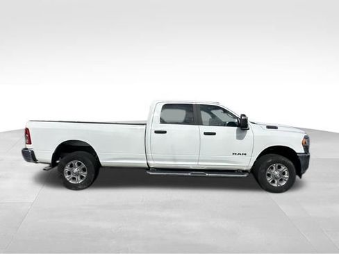 Used 2024 RAM 2500 Big Horn image 9