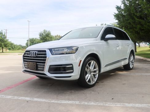 Used 2018 Audi Q7 3.0T Prestige w/ Prestige Package AWD/4WD image 3