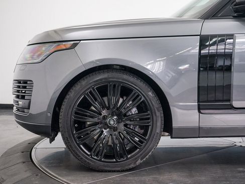 Used 2019 Land Rover Range Rover Supercharged image 17