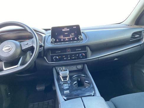 Used 2023 Nissan Rogue S FWD image 15