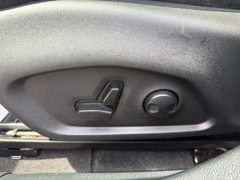 Used 2024 Jeep Compass Limited AWD/4WD image 36