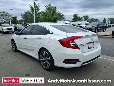 Used 2019 Honda Civic Touring image 6