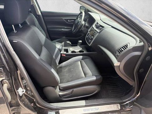 Used 2016 Nissan Altima 3.5 SR FWD image 22