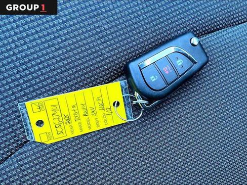 Certified 2025 Toyota RAV4 LE image 14