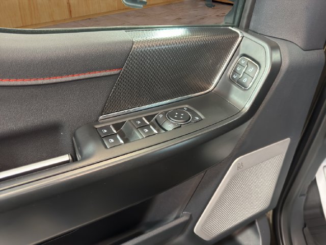 Used 2025 Ford F150 Raptor AWD/4WD image 5