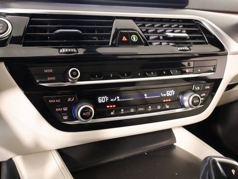 Certified 2023 BMW 540i xDrive w/ M Sport Package image 8