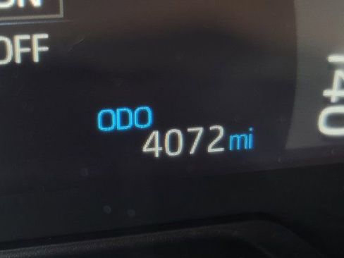 Used 2023 Toyota RAV4 SE image 25