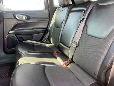 Used 2023 Jeep Compass Trailhawk image 25