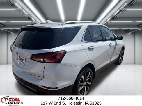 Used 2022 Chevrolet Equinox Premier AWD/4WD image 5