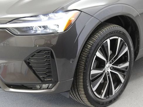 Used 2023 Volvo XC60 B5 Plus w/ Protection Package Premier AWD/4WD image 3