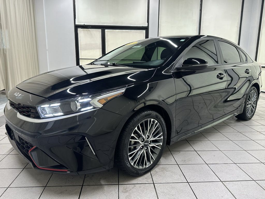 Used 2023 Kia Forte GT-Line w/ GT-Line Technology Package FWD image 11