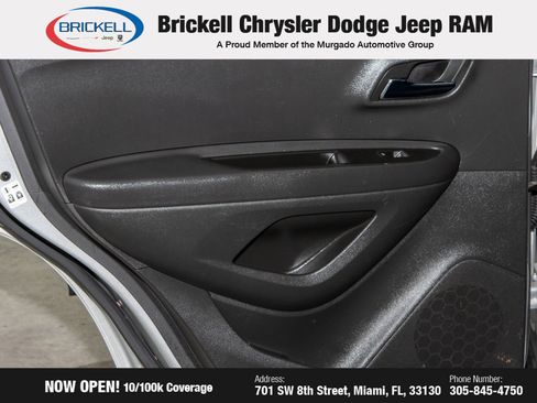 Used 2019 Chevrolet Trax LT w/ LT Convenience Package image 11