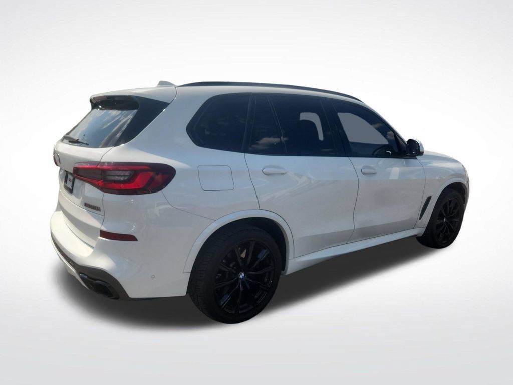Used 2020 BMW X5 M50i AWD/4WD image 9
