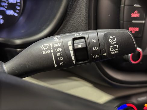 Used 2020 Kia Soul S FWD image 24