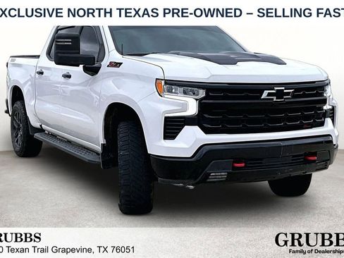 Used 2022 Chevrolet Silverado 1500 LT Trail Boss w/ Convenience Package II AWD/4WD image 1