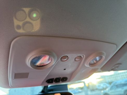 Used 2014 GMC Acadia SLT image 12