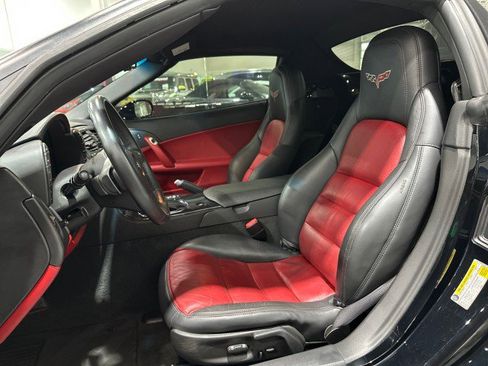 Used 2011 Chevrolet Corvette Grand Sport w/ Preferred Equipment Group RWD image 5