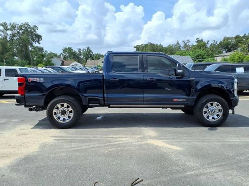 Used 2025 Ford F350 Platinum w/ FX4 Off-Road Package AWD/4WD image 8