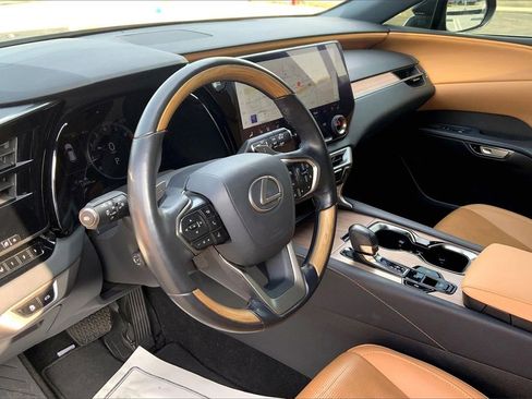 Used 2023 Lexus RX 350 FWD image 16