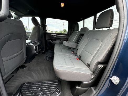 Used 2023 RAM 1500 Big Horn AWD/4WD image 24