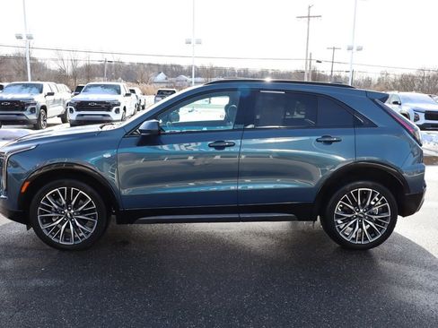 Used 2024 Cadillac XT4 Sport image 31