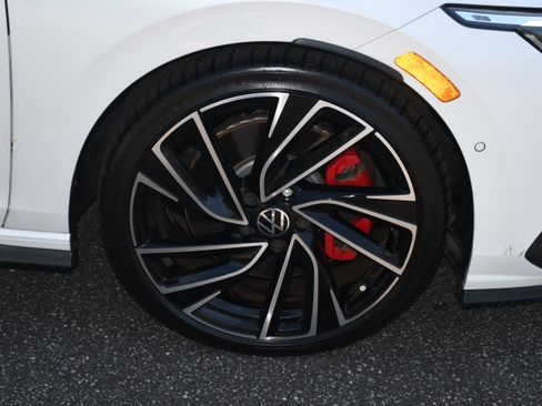 Used 2022 Volkswagen GTI Autobahn FWD image 23