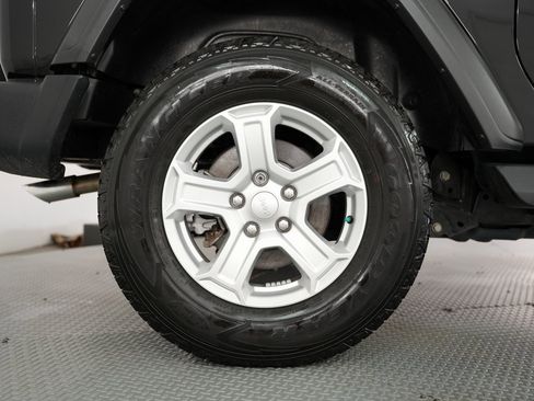 Used 2020 Jeep Wrangler Sport image 52