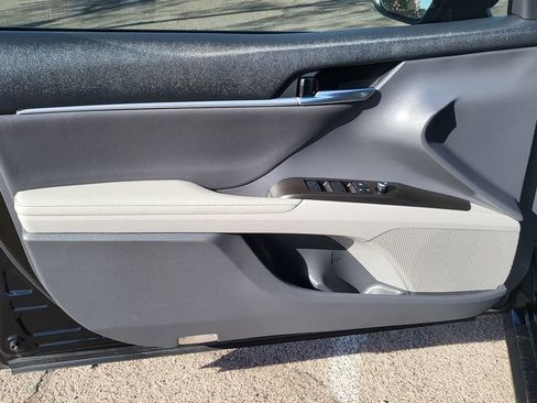 Used 2022 Toyota Camry XLE w/ Navigation Package image 23