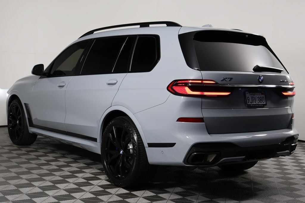 Used 2024 BMW X7 xDrive40i w/ Executive Package AWD/4WD image 6