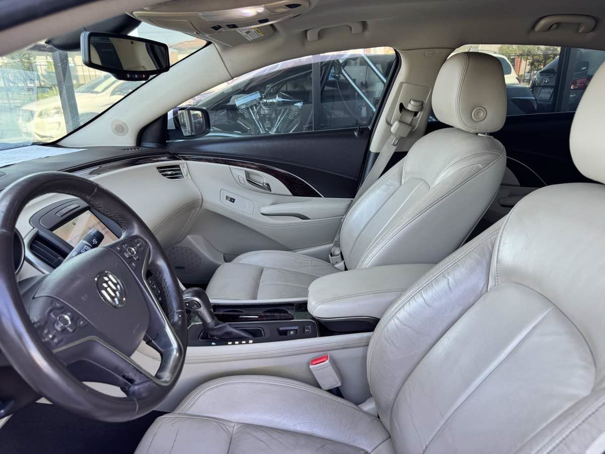 Used 2015 Buick LaCrosse Leather FWD image 33