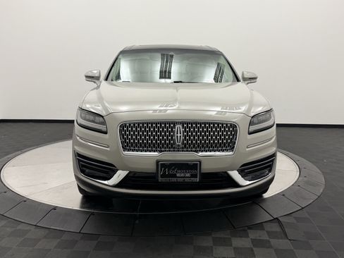 Used 2019 Lincoln Nautilus Reserve FWD image 2