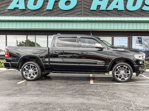 Used 2019 RAM 1500 Limited w/ Advanced Safety Group AWD/4WD image 9