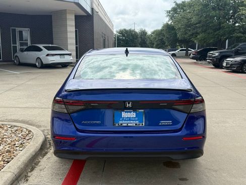Used 2023 Honda Accord Sport image 4