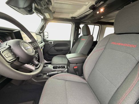 New 2026 Jeep Wrangler Unlimited Rubicon w/ Technology Group image 21