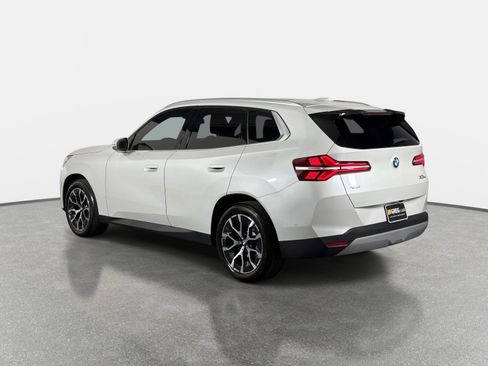 Used 2025 BMW X3 xDrive30i w/ Convenience Package image 5