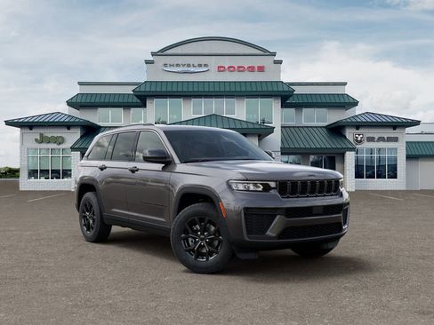 New 2026 Jeep Grand Cherokee Altitude AWD/4WD image 5
