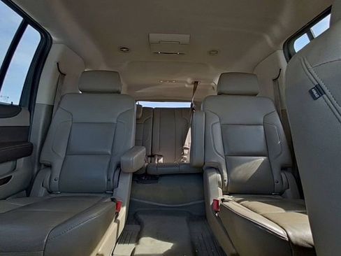 Used 2016 Chevrolet Suburban LT AWD/4WD image 28