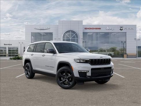 New 2025 Jeep Grand Cherokee L Limited w/ Black Appearance Package image 5