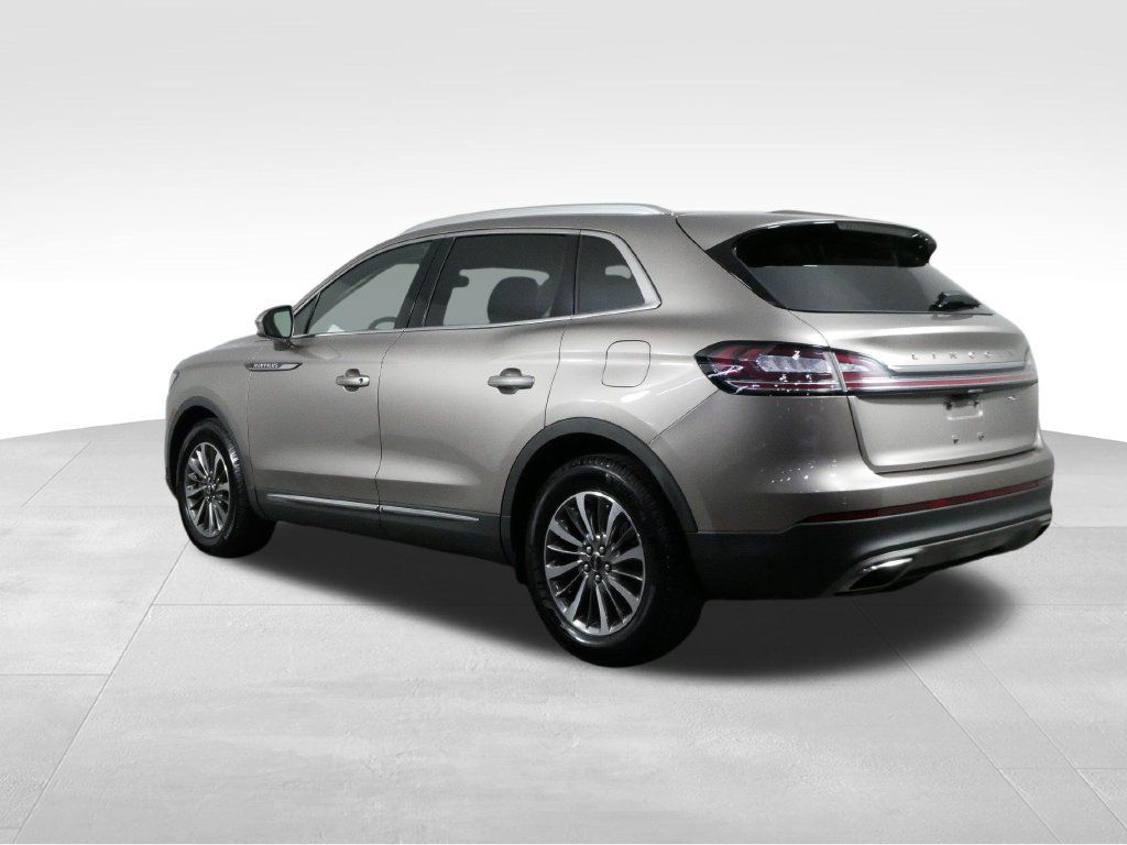 Used 2019 Lincoln Nautilus Select FWD image 8