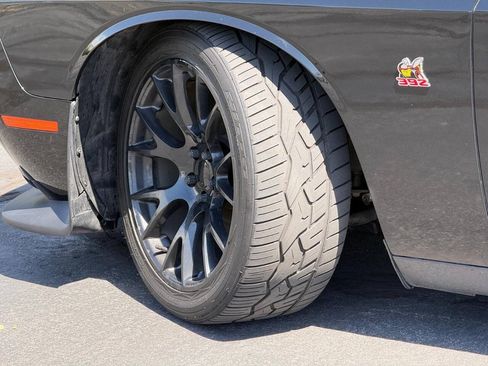 Used 2020 Dodge Challenger R/T Scat Pack RWD image 17