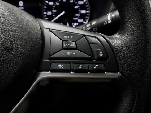 Certified 2024 Nissan Sentra SV FWD image 28