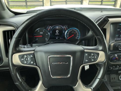 Used 2019 GMC Sierra 3500 Denali w/ Duramax Plus Package image 15