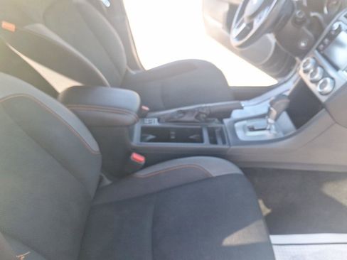 Used 2017 Subaru Crosstrek 2.0i Premium w/ Moonroof Package image 17