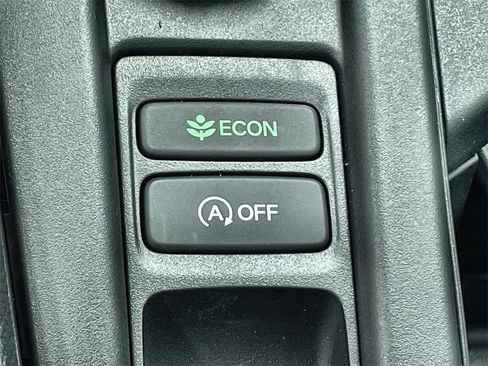 New 2025 Honda Accord SE image 19