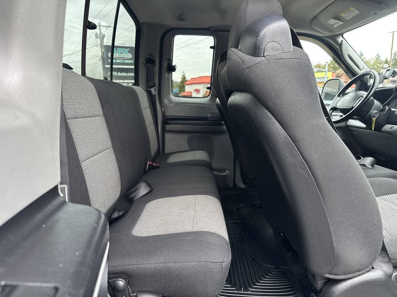 Used 2004 Ford F350 XLT AWD/4WD image 18