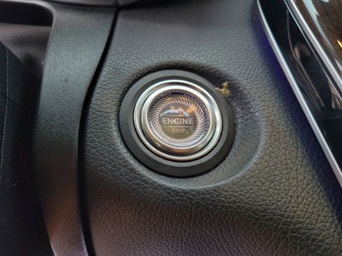 Used 2021 Mercedes-Benz GLC 300 image 14