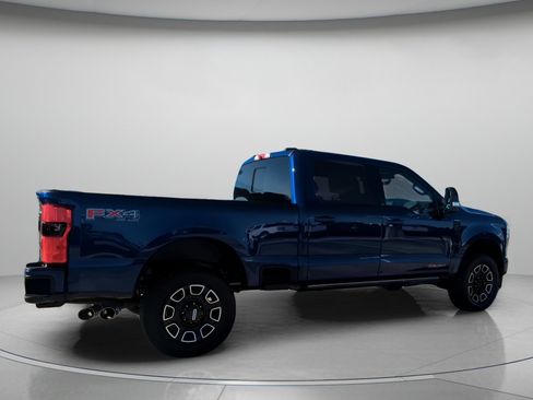 New 2026 Ford F350 Platinum w/ FX4 Off-Road Package image 31