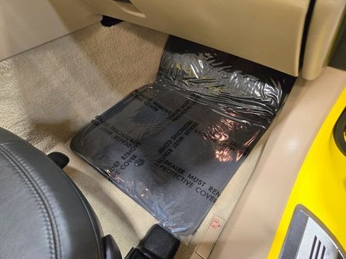 Used 2013 Chevrolet Corvette 427 image 32